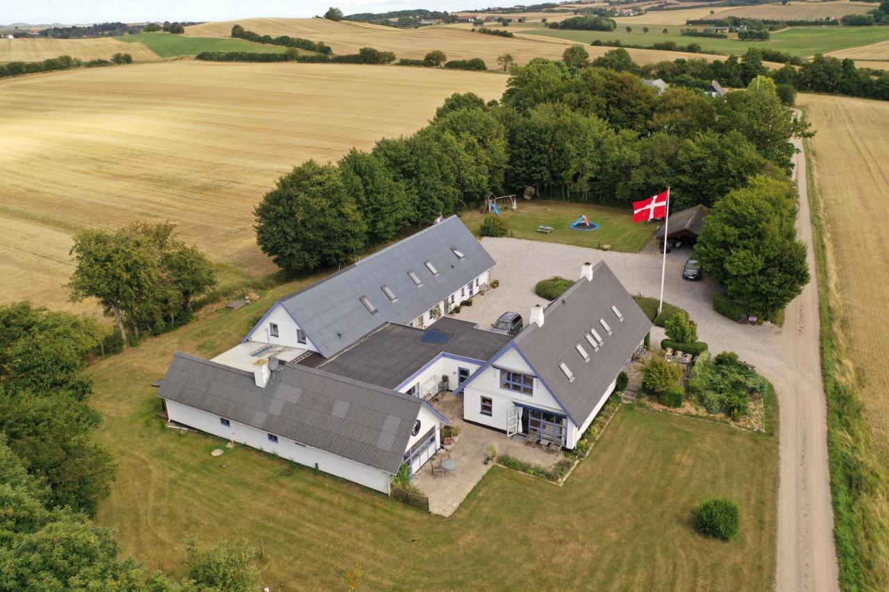 Rolso Retreat Villa Knebel Exteriör bild