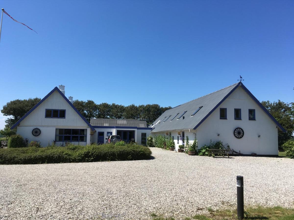 Rolso Retreat Villa Knebel Exteriör bild