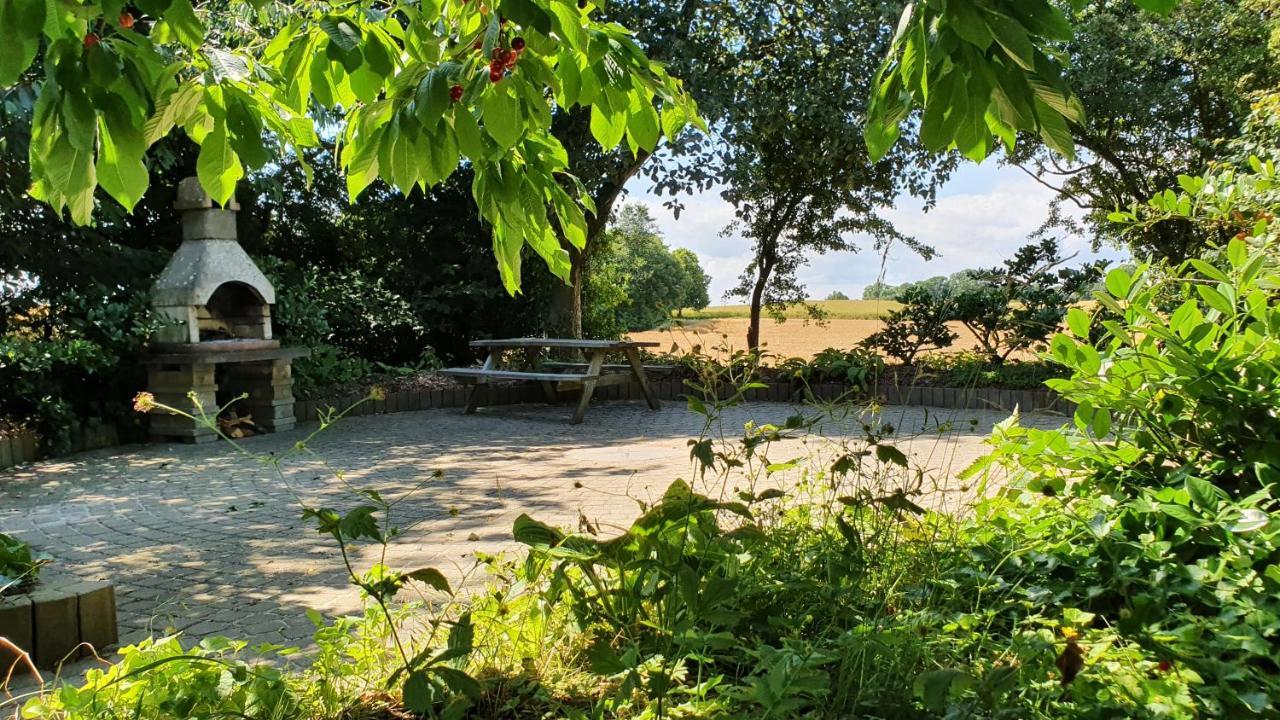 Rolso Retreat Villa Knebel Exteriör bild